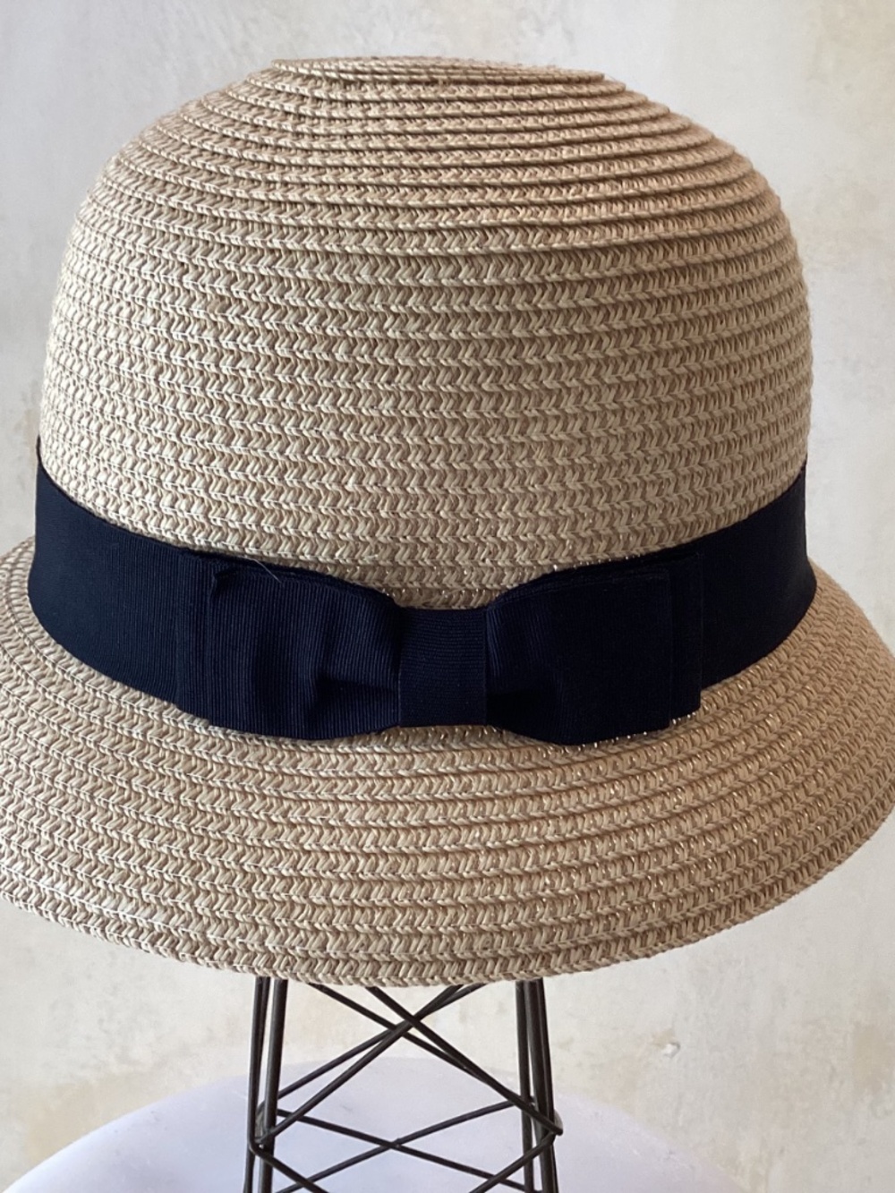 NATURAL COLOR 100% PAPER BARREL HAT WITH BLACK GROSGRAIN RIBBON AND BOW SIZE OS